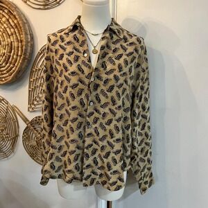 Vintage Silk Paisley Button Down Blouse Shirt Tan Navy Luxury Old Money 10